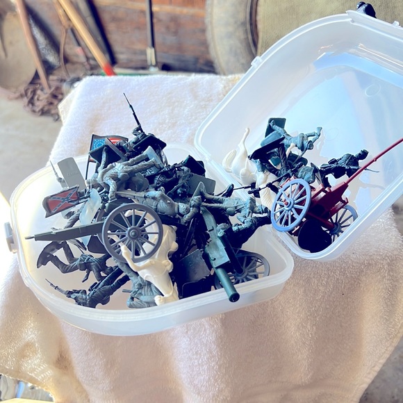 - Civil war - Picture 1 of 1